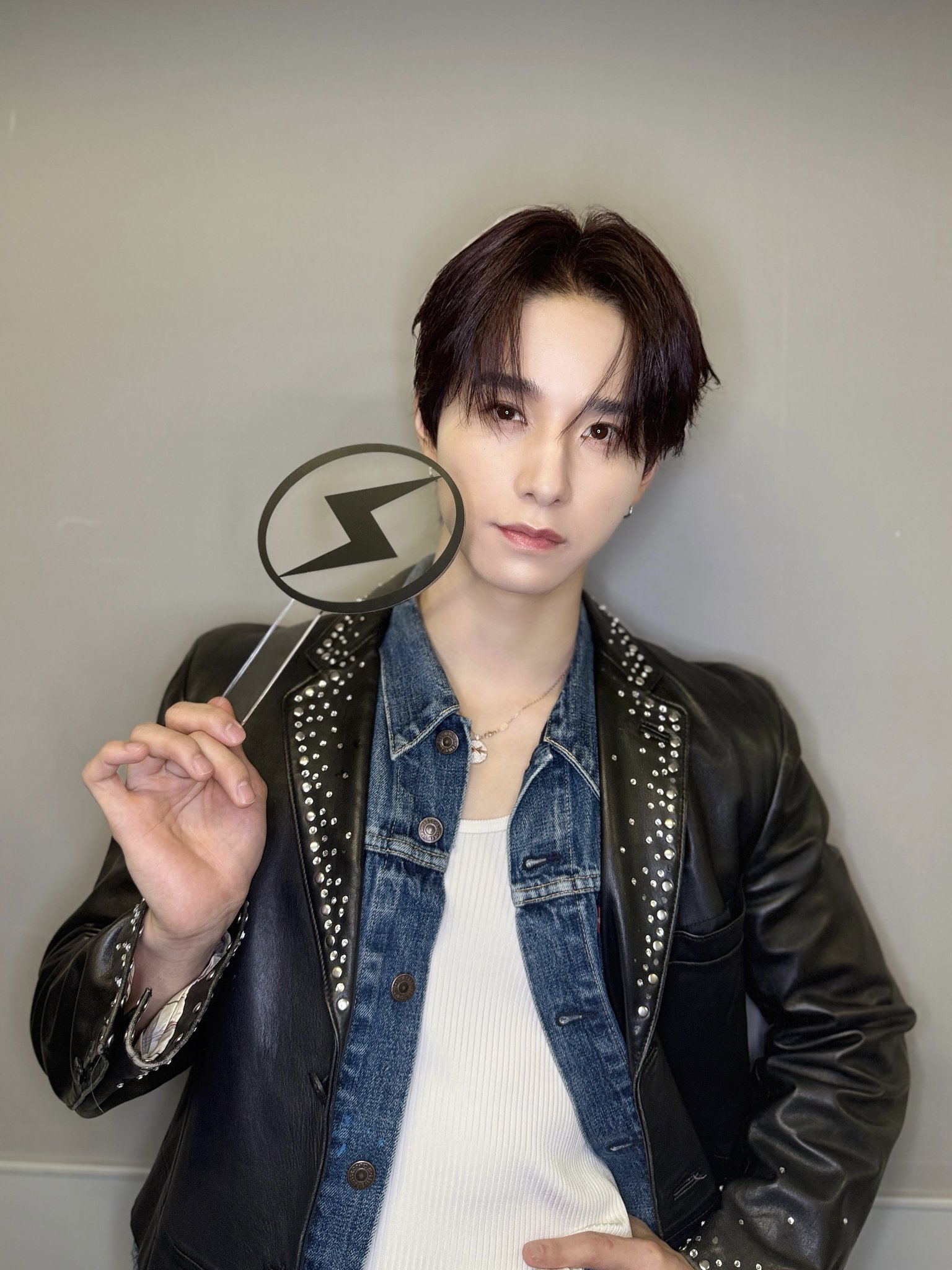 G2BQ5a1bcAACHL8.jpg:large