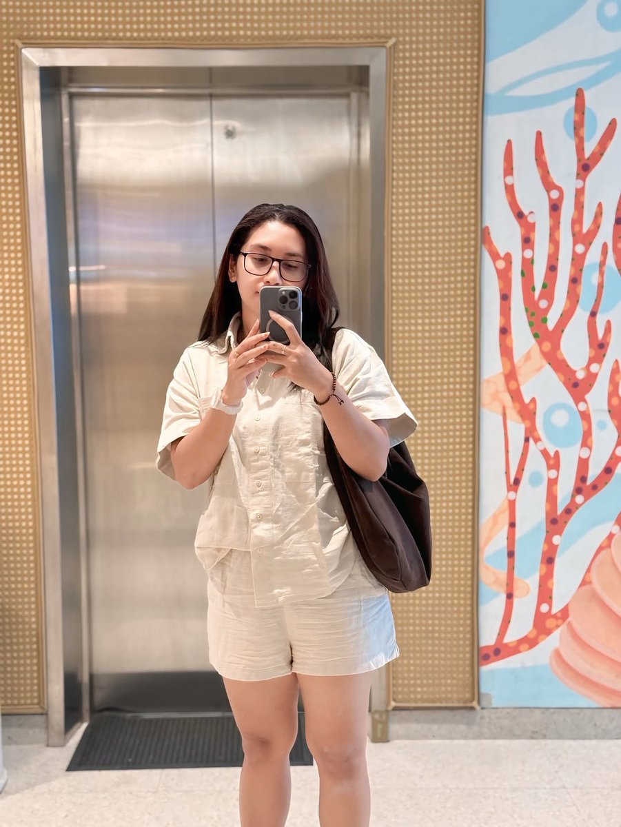 EFWEBE MENFESS tweet media