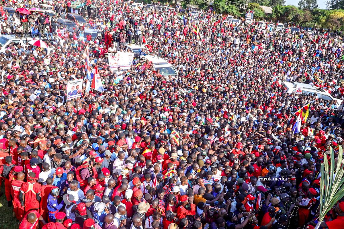 Two frames of Jinja city manifesto launch  🔥 
#ProtestVoteUg2026 
#PeoplePowerOurPower