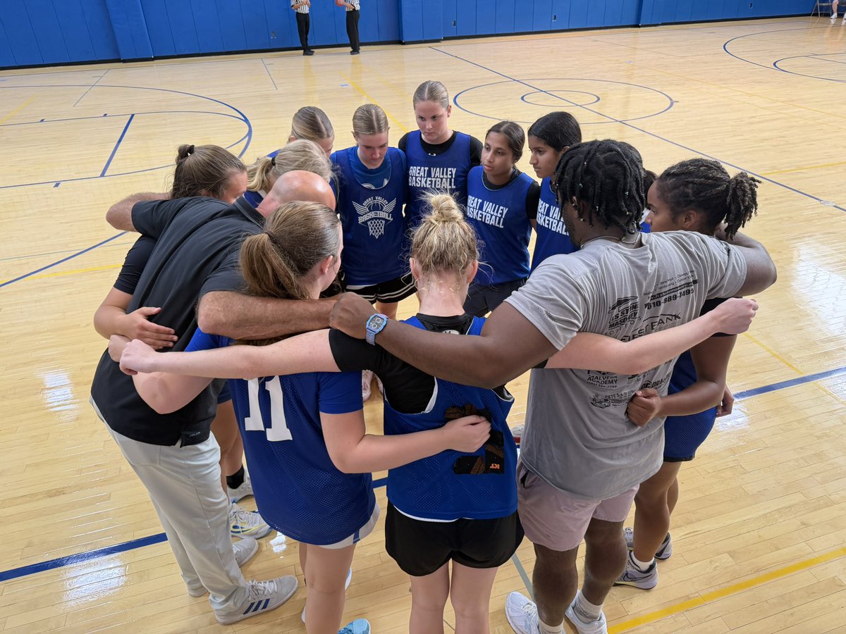 Got the band back together for the COBL Fall Classic. 2026/2026 Season coming soon!