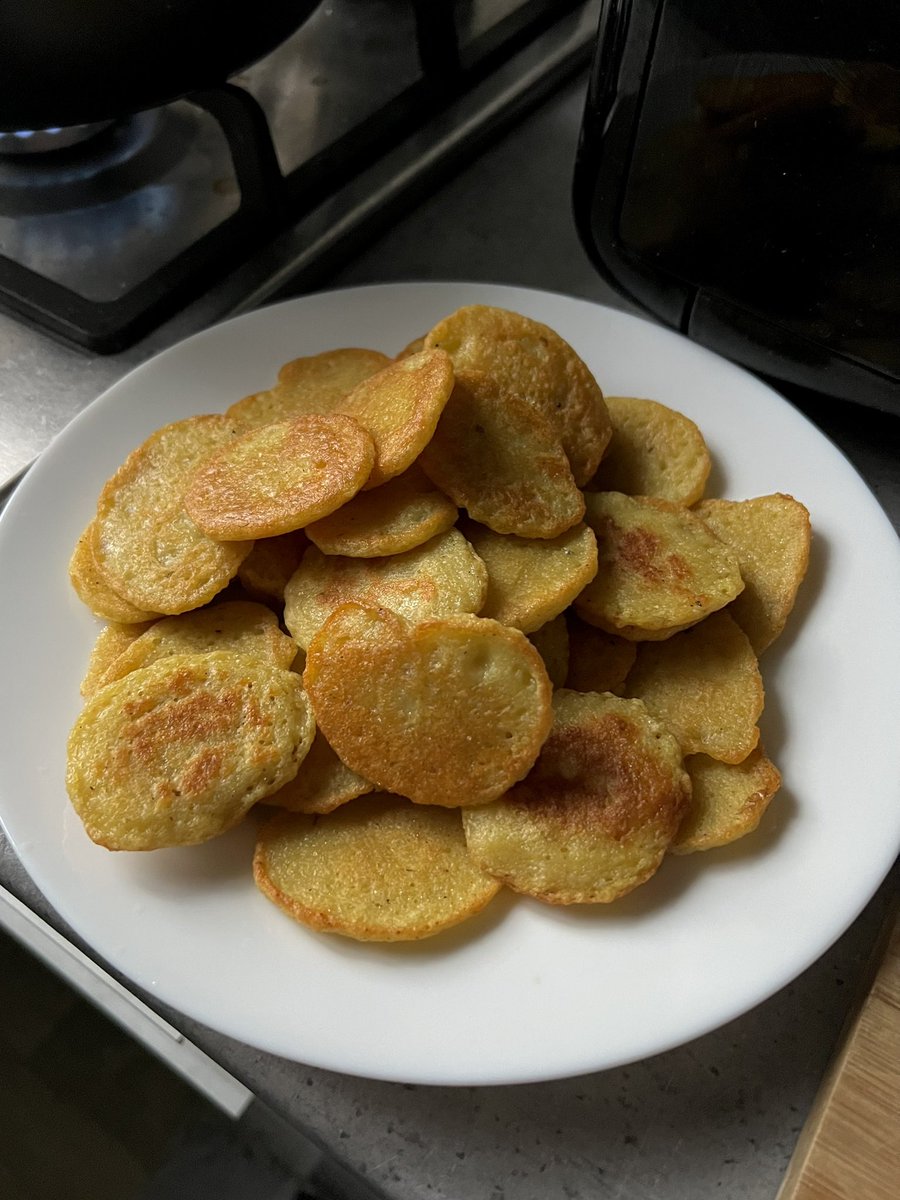 NETULPAN's tweet image. Приготував деруни 😋