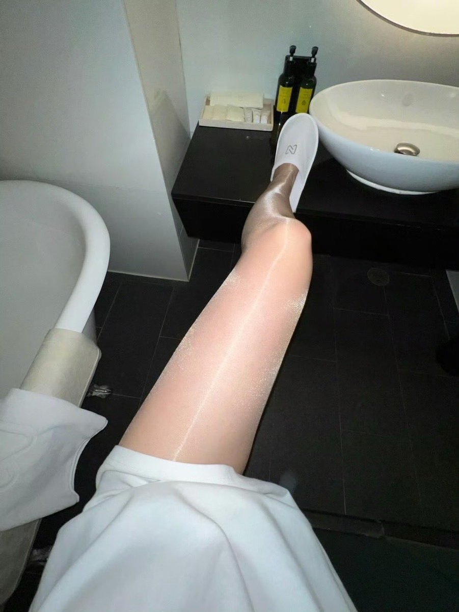 睡衣陪伴 https://t.co/Cf9eT6BxOj
