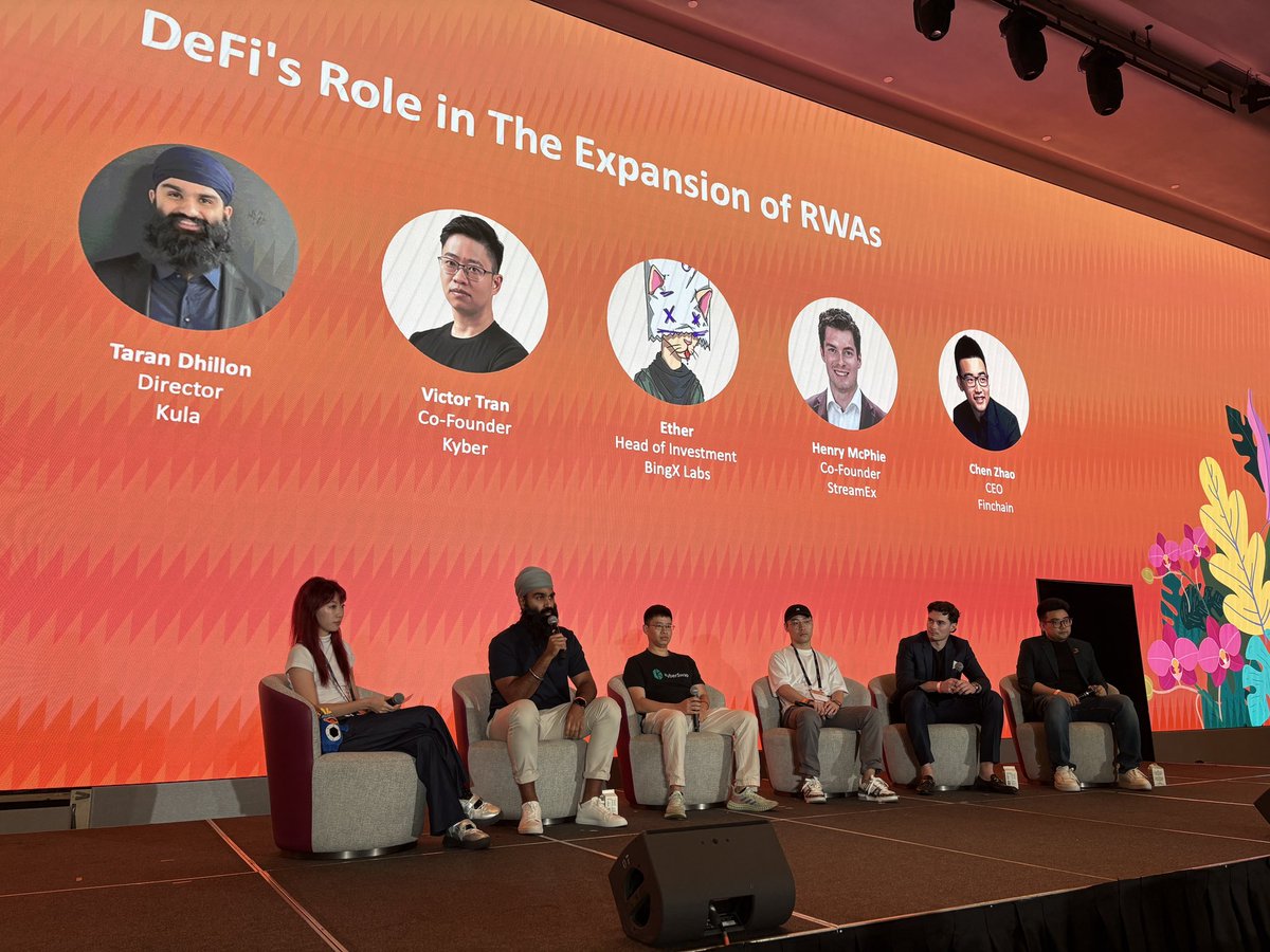 Wrapping up day 1 in Singapore for #Token2049 Our CEO, Henry McPhie, spoke  at the Blockverse Series, joining innovators at the intersection of Web3  and AI. Later, at the Sonic Summit by