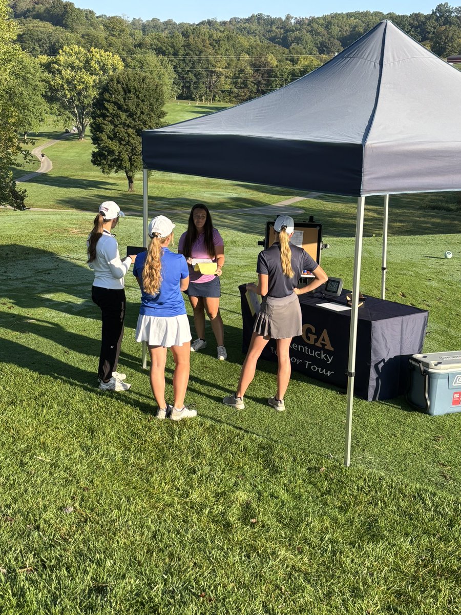 DHGirlsGolf's tweet photo. Semi-state today! Good luck to Dixie Heights own Tatjana Andracenko receiving instructions on #1 https://t.co/XZN3BgvL93