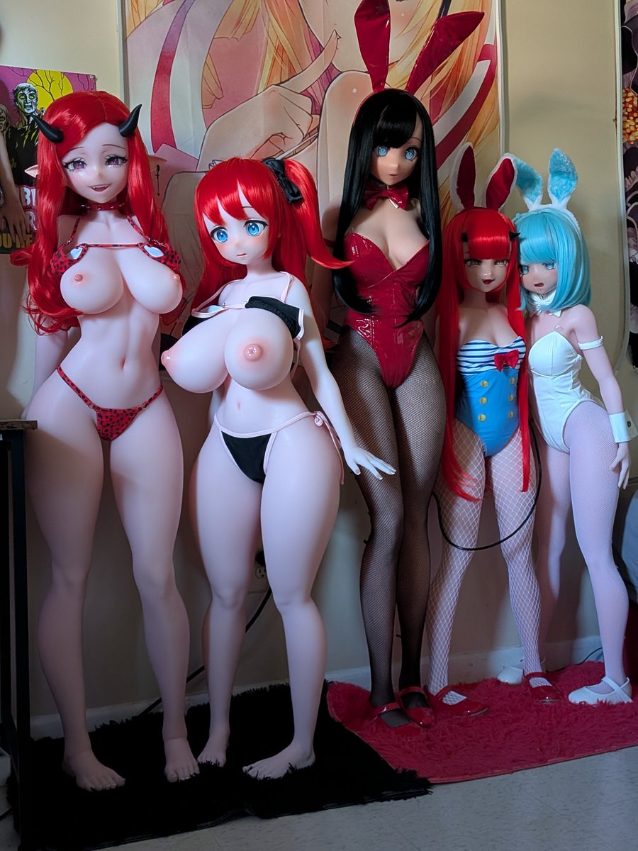 New 130cm Elsababe. Still working on how to stand them, not enough room with 5 of them standing hip to hip.