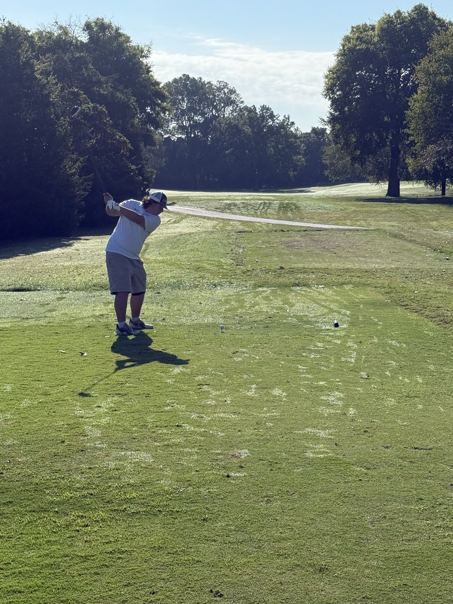 Smyrna High Golf tweet media