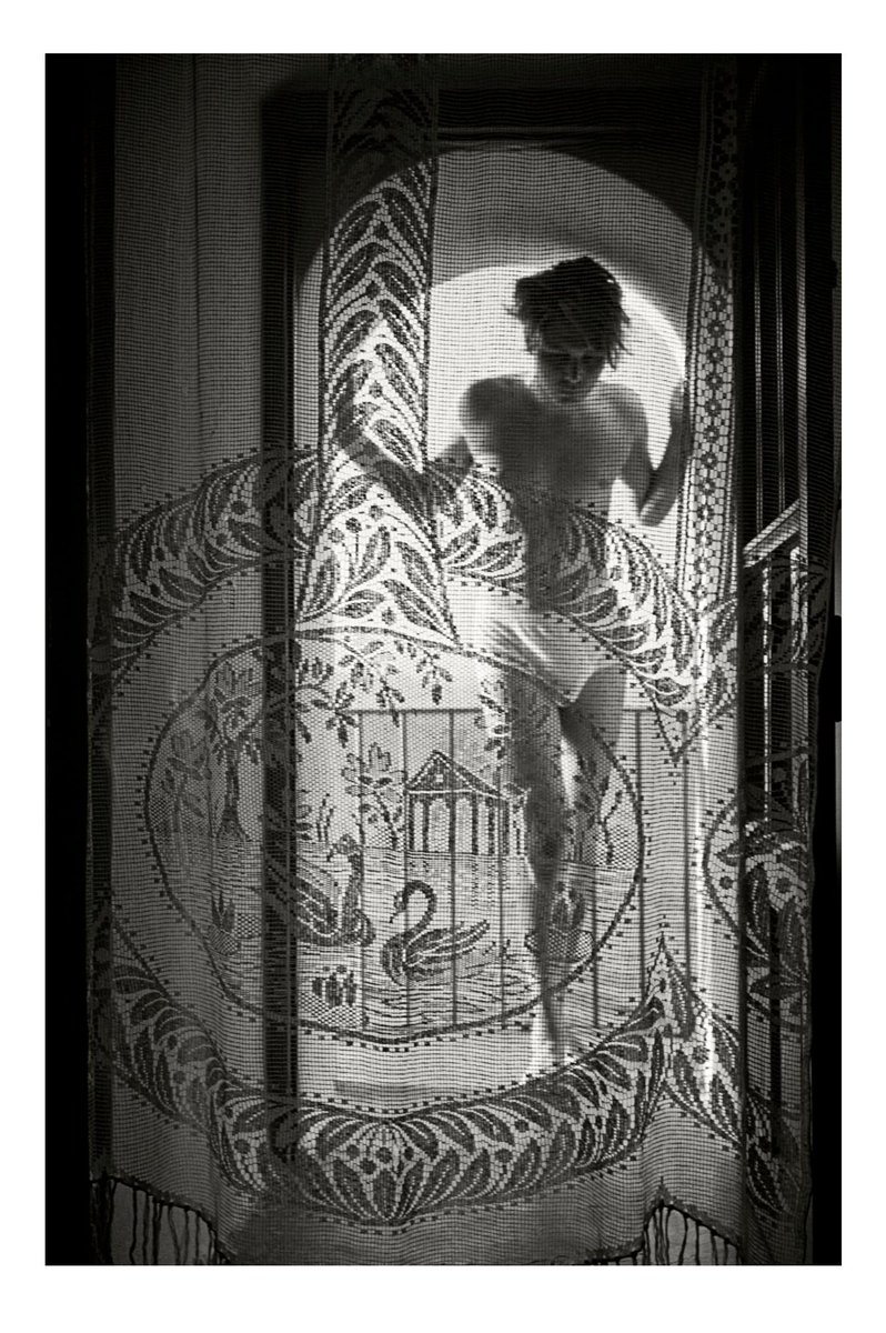 bixagram's tweet photo. Foto: Herbert List https://t.co/8ol5CrT6W0