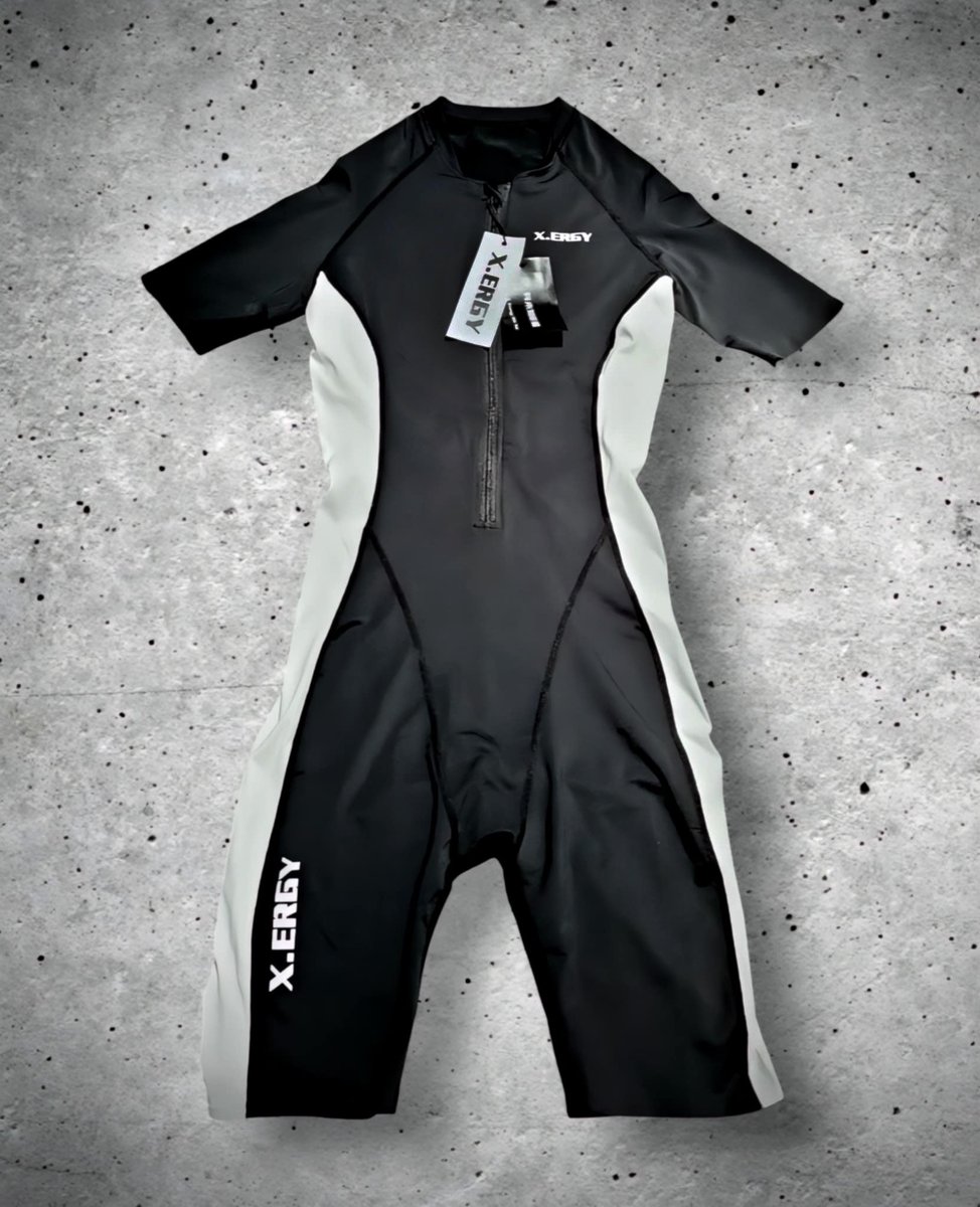 line797's tweet photo. 淘寶上 買到的 貴貴 新玩具~ 
"X.ERGY"😋🩲🏄🏊‍♂️🤽‍���️🤪

#XERGY
#泳褲控 
#競パン 
#zentai 
#緊身衣 
#三鐵衣 
#lycra https://t.co/k1JlzhZmRg