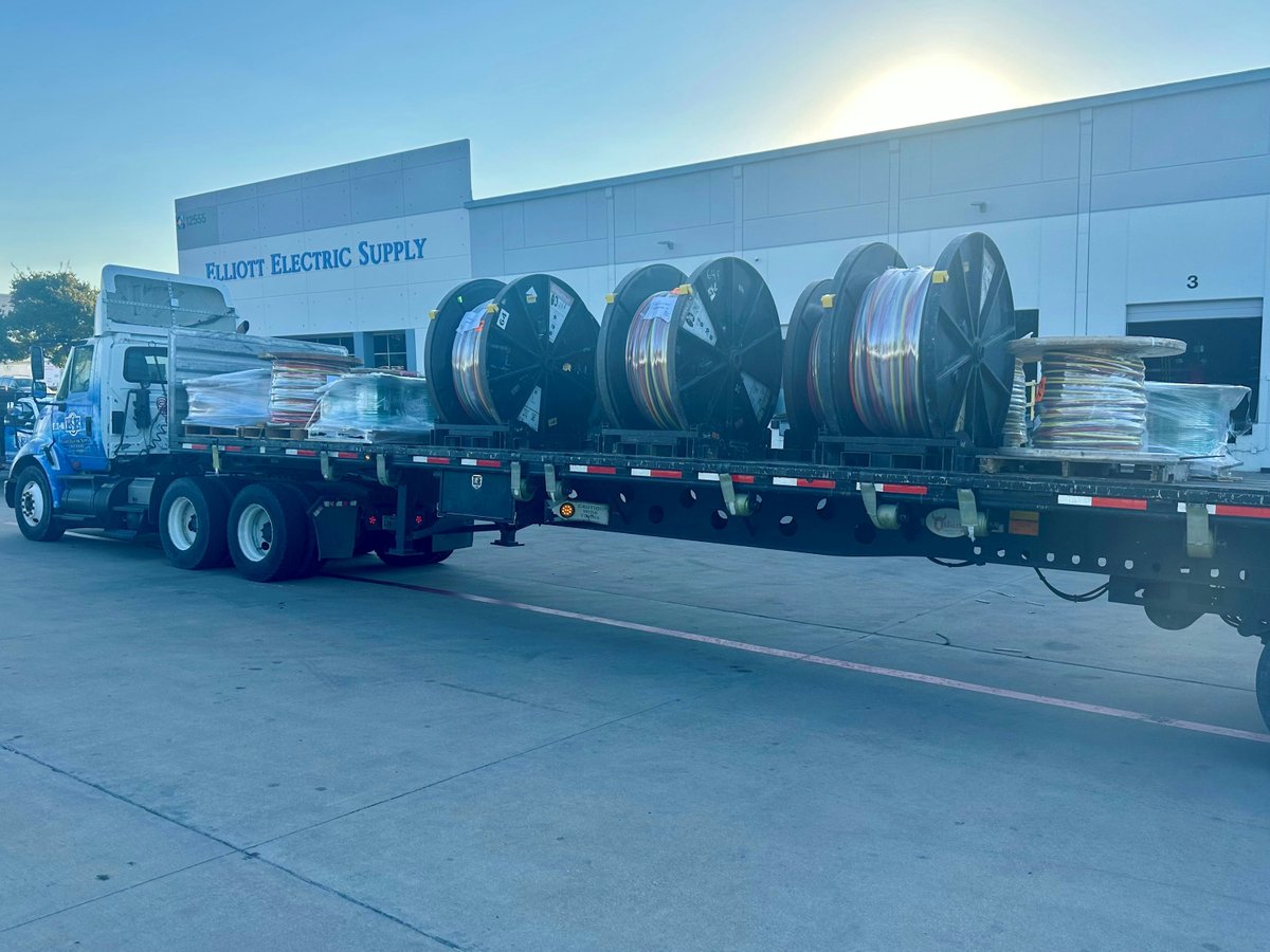ElliottElectric's tweet image. 💡 Big pull, tight deadline, no problem. 😎
With SIMpull reels and parallel runs, this wire move went from “difficult” to “done.” ✅

Request wire services here👇
elliottelectric.com/services-for-e…

#EES #WireSolutions #ElectricalSupply #SIMpull #ElliottElectricSupply #ElliottElectric…