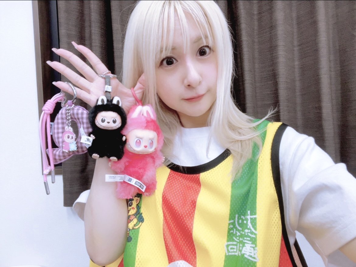 ラブブ！！
ご視聴ありがとうございました、今回も喋り倒してしまった、、😇
吉田はぅわーん！な出来事が多すぎます。爪とか、傘とか傘とか、スマートウォッチとか、、
開封の儀も、可愛くて楽しかったなぁ🎁🩷🩶❤️
久々の先輩後輩エピ…ダメ先輩でごめんなさい…
来週も生放送🫶(吉田) #がばちゃん