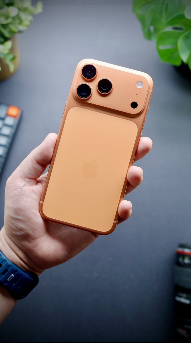 iPhone 17 Pro Review is live!! youtu.be/nOL6MX27GL8?si…