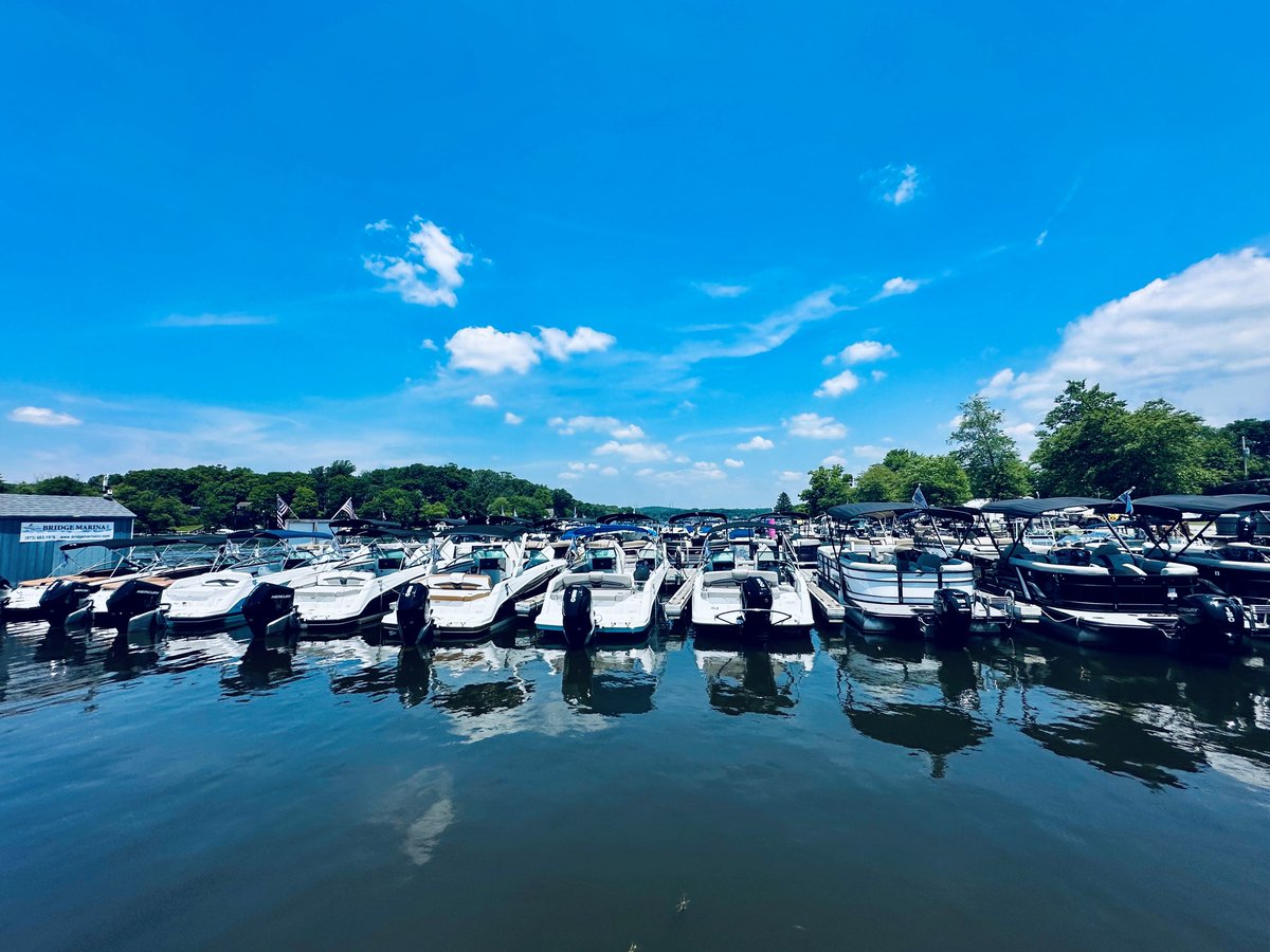 **MEMBERSHIP MONDAY!** A huge shoutout and thank you to Admiral Club member Bridge Marina, Inc.! 👏 👏
bridgemarina.com

→ Explore membership with us today! safeboatingcouncil.org/memberships