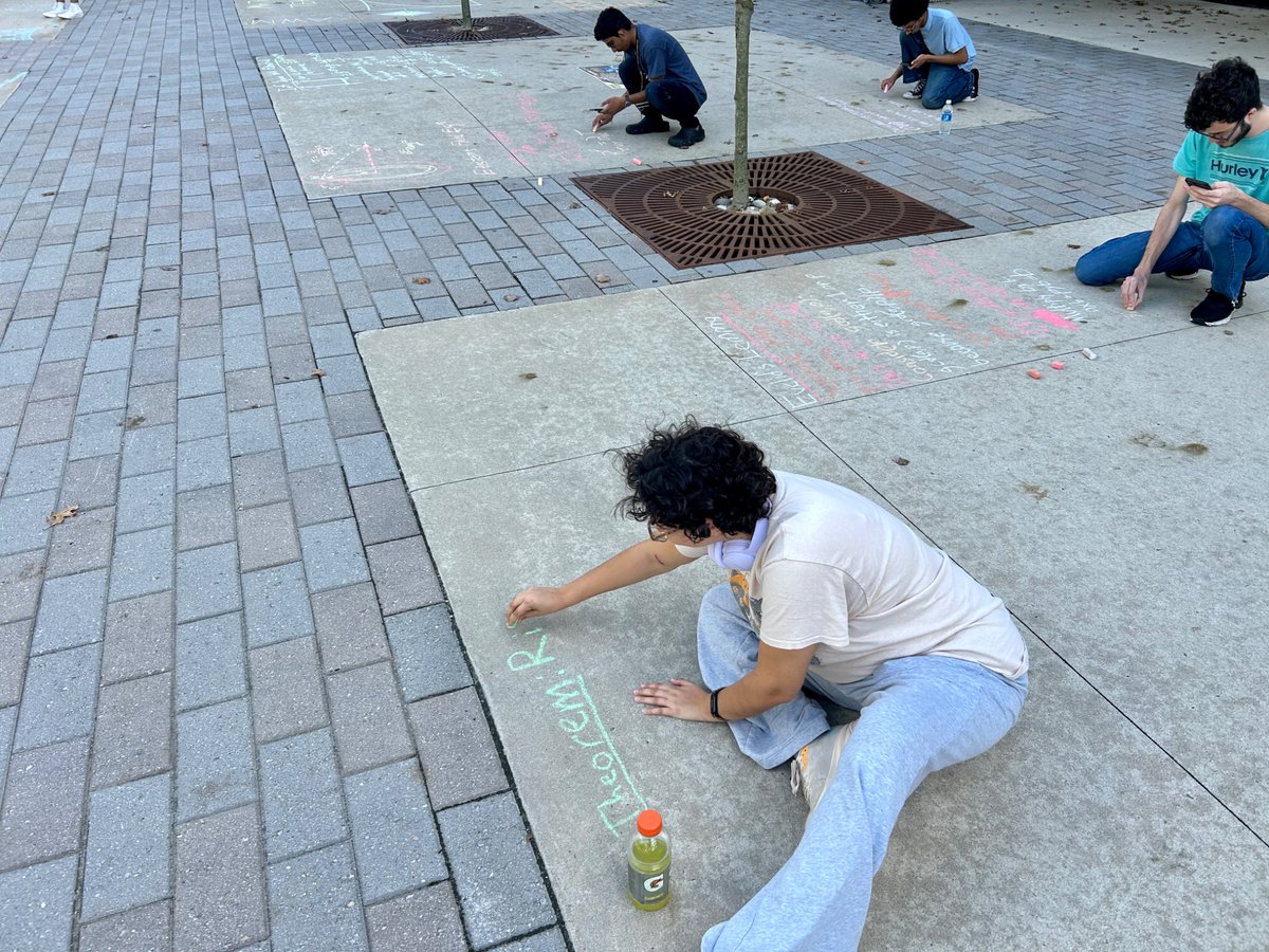 RowanMath's tweet image. Last Friday’s Proofs on Pavements event was a massive success! Lots of creative proofs from the wonderful turnout we had. Thank you to all who attended and to Math Team, AWM, WISE, and Physics &amp;amp; Astronomy Club for hosting!🦉

#RowanMathTeam
#RowanAWM
#RowanCSM