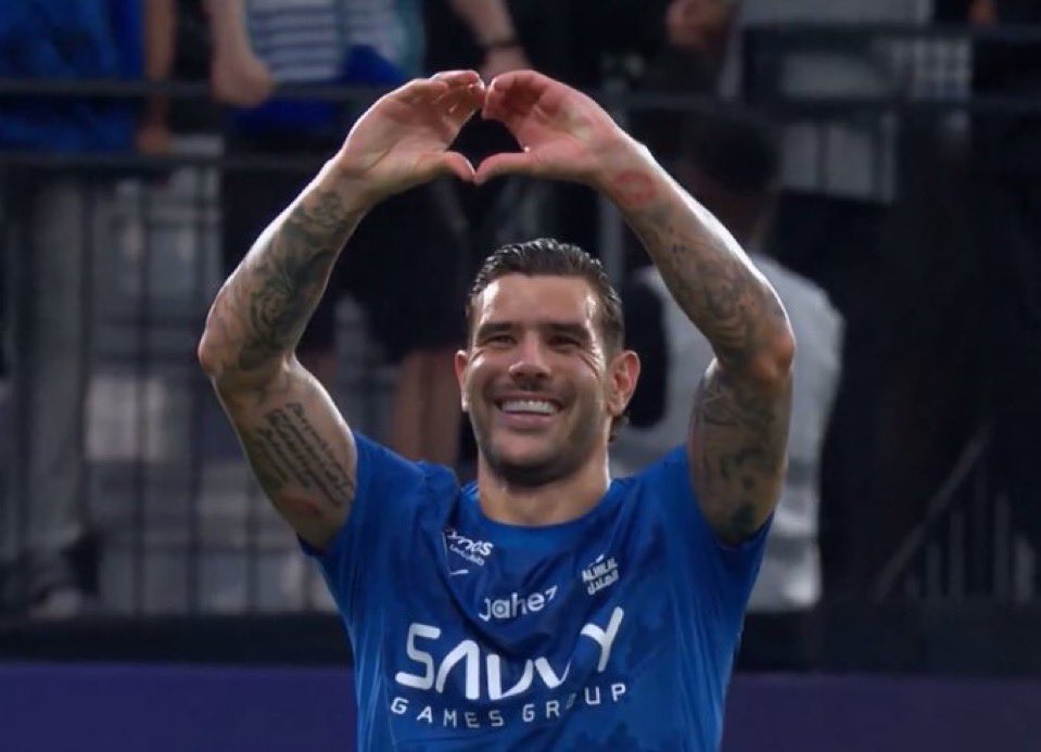 hazzaa_sa's tweet photo. أفضل صفقة في القرن الواحد والعشرون 💙🫶
#الهلال_ناساف https://t.co/kSlPYLv7hU
