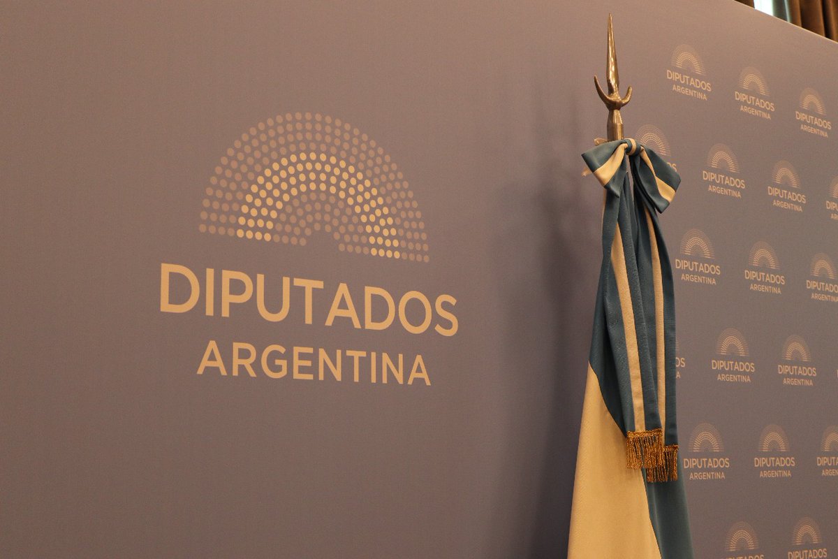 asociacionminu's tweet image. 🙌¡Hoy tenemos el Hackathon!

✨Más de 100 jóvenes están participando de un encuentro para debatir y discutir sobre los puntos importantes de la democracia. 

📍Un evento en conjunto con @unicefargentina y @Sumando_arg