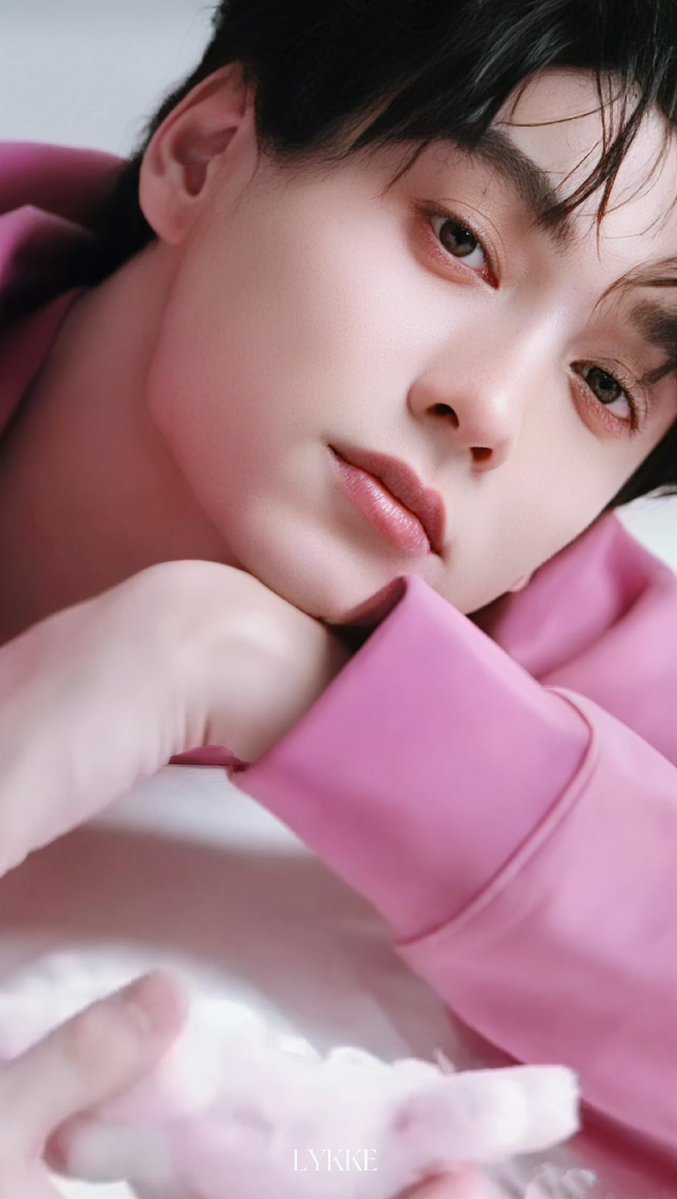 A face loved by many 🥰💛#TianXuning