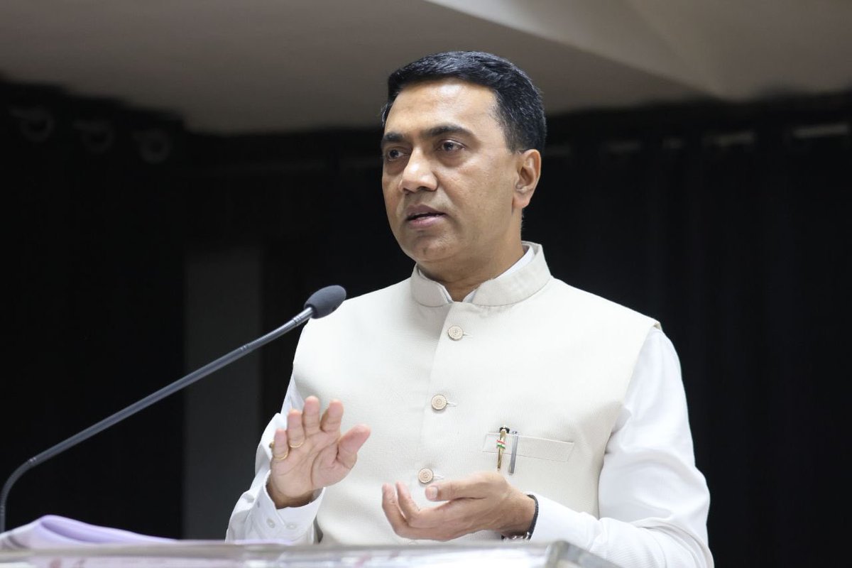 Addressed the Industry Outreach Programme organised by the Office of the Commissioner, Labour &amp; Employment, Goa, in association with EPFO under Sewa Pakhwada.

I urge our youth to seize the opportunities in the State and help build a strong work culture.

I have assured industry