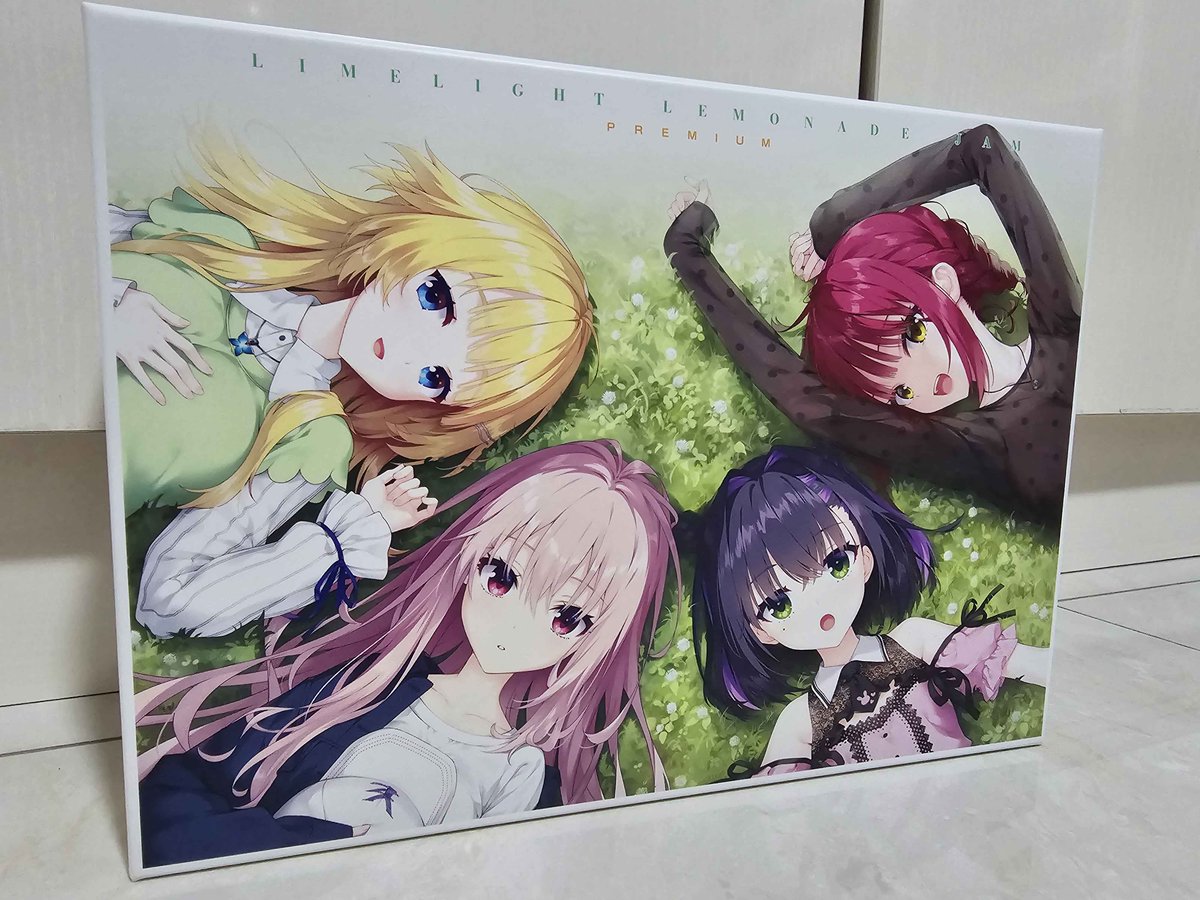 robthebin's tweet photo. ゆずソフト新作LLLJ届きましたー #ゆずソフト https://t.co/RpMCS9u0pE