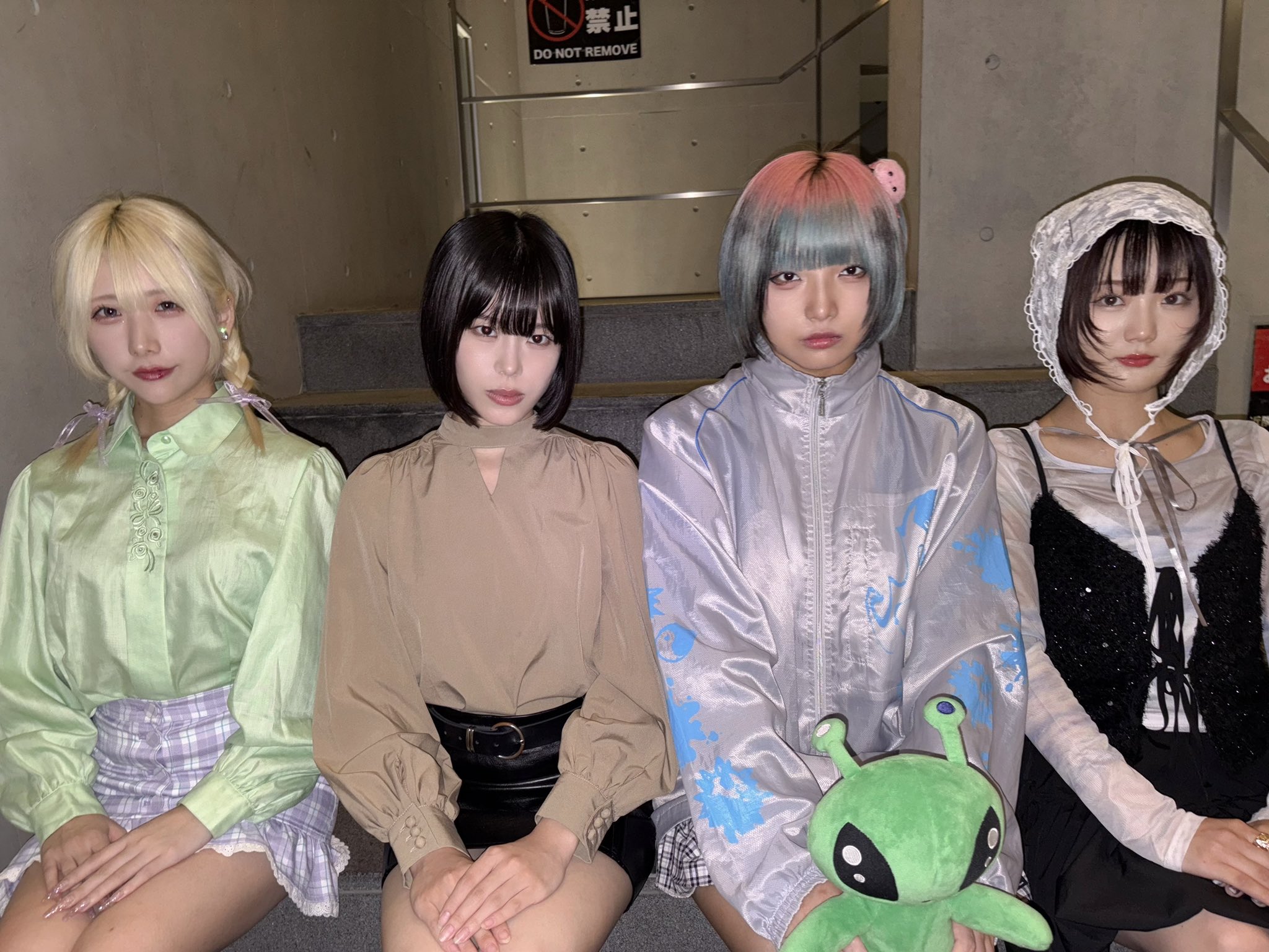 校庭カメラガールフィーア 10/3WOMBワンマン (@ktcgv_jpn) / X