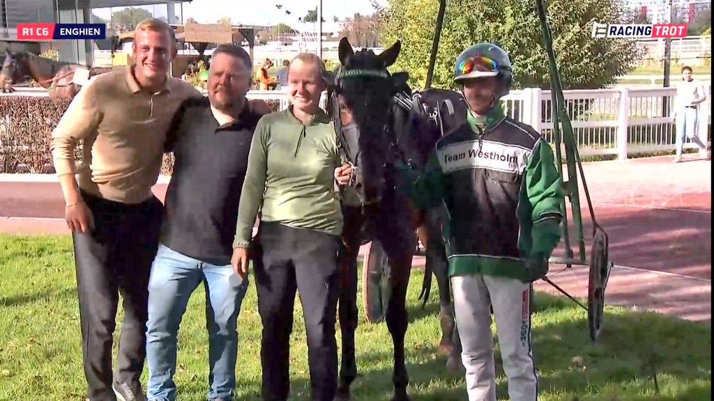🇫🇷 🥇 Caviar From Mine tog andra raka segern från ledningen, med Benjamin Rochard i biken, när ekipaget tog hem Prix d'Egletons på Enghien. 🥂 💥 Segertiden blev 1.15,5/2875v och 27 000 euro till ägarna Krister Söderstam, Lars Bäckman, Fam Jonsson - Kannö / Blodbanken, Jocke
