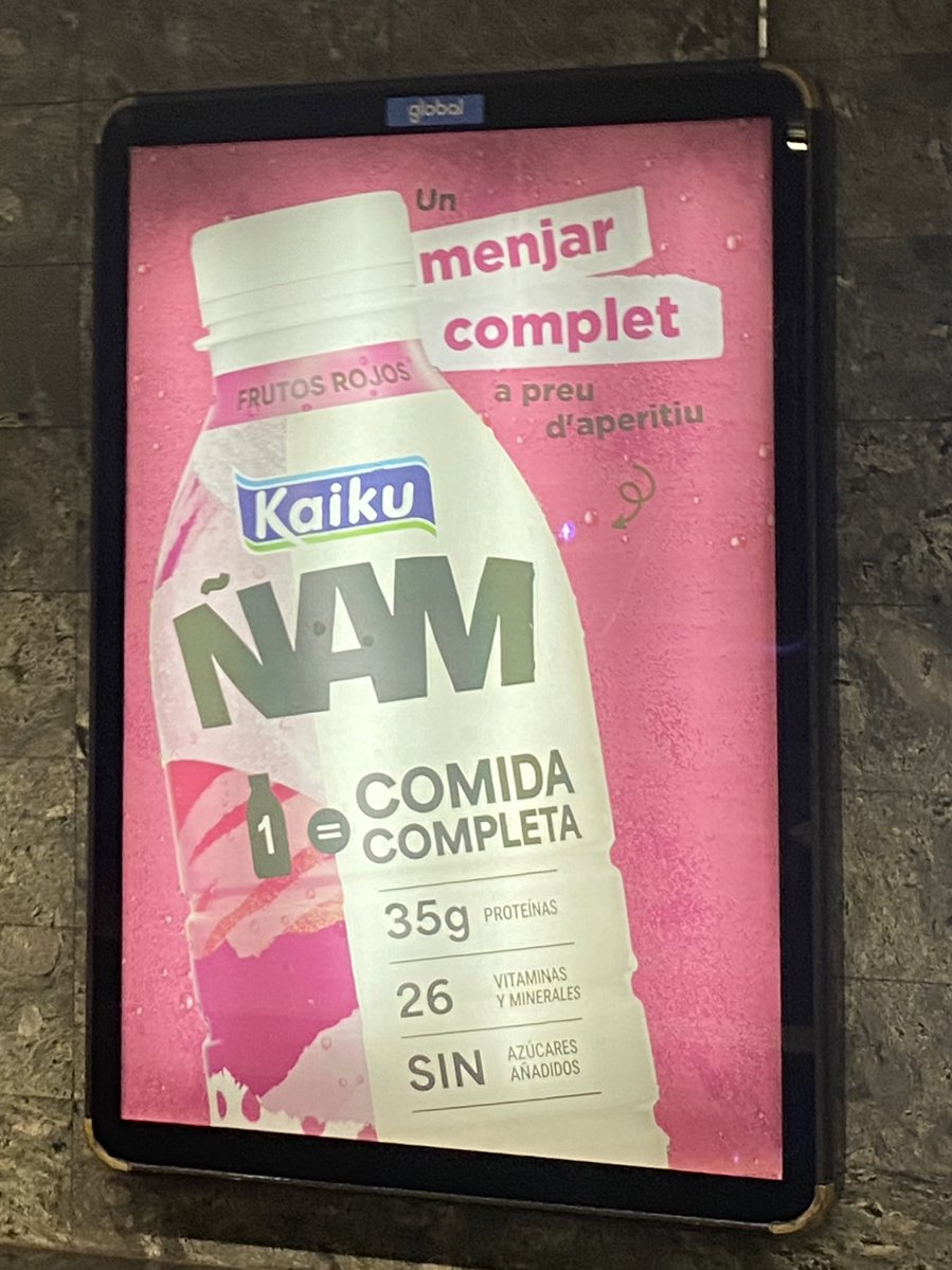 fa dies que veig aquesta publi i sincerament penso que vendre un batut amb aquest eslògan hauria de considerar-se un delicte contra la salut pública per promocionar TCAs