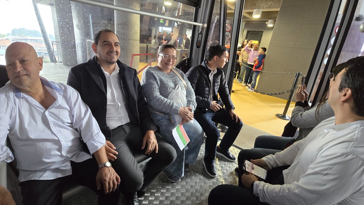 🚡✨ ¡Un día histórico para la movilidad! Desde el #ConcejoDeManizales celebramos la inauguración de la Línea 3 del #CableAéreo, un sistema que conecta, transforma y proyecta a nuestra ciudad hacia el futuro. 🌆🙌