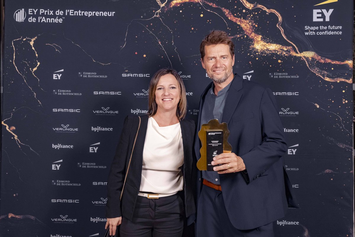 🌍 Une belle reconnaissance pour notre mission 

Le Prix de l’Engagement Sociétal a été décerné à notre fondateur Cyril Zimmermann, une distinction qui reflète pleinement l’ambition de La Plateforme : concilier innovation, croissance et impact social.

#Entrepreneuriat #PrixEY