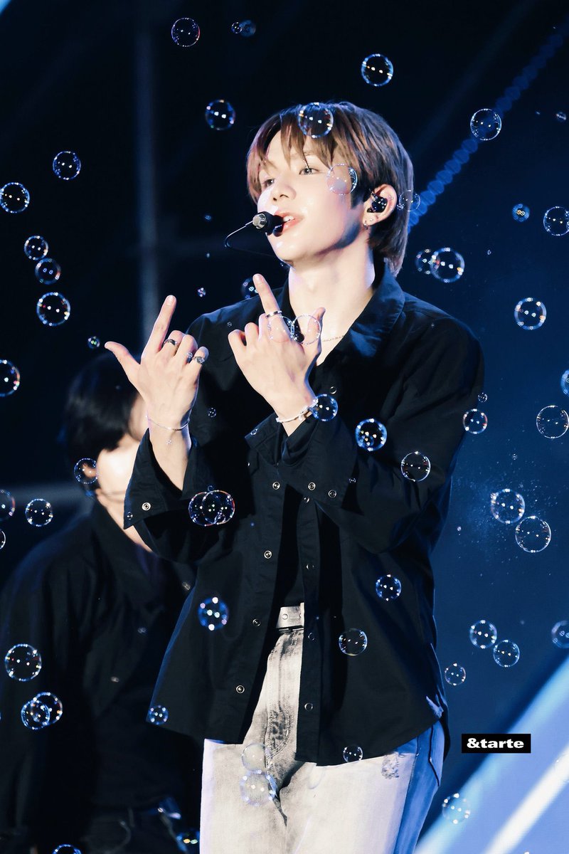 🫧∴｡*
　･🫧ﾟ*｡･
　　･ 🫧ﾟ｡　　 
　       *｡･ﾟ🫧｡
　　　🫧･｡°*. ﾟ🫧
   　　ﾟ｡·* ･｡ ﾟ🫧ﾟ･｡ * ｡
　　   * 🫧  ｡･ﾟ 🫧｡ * 🫧 *. ﾟ
           *  🫧*   🫧 *.｡ ･ ﾟ * 🫧 ﾟ*･｡🫧