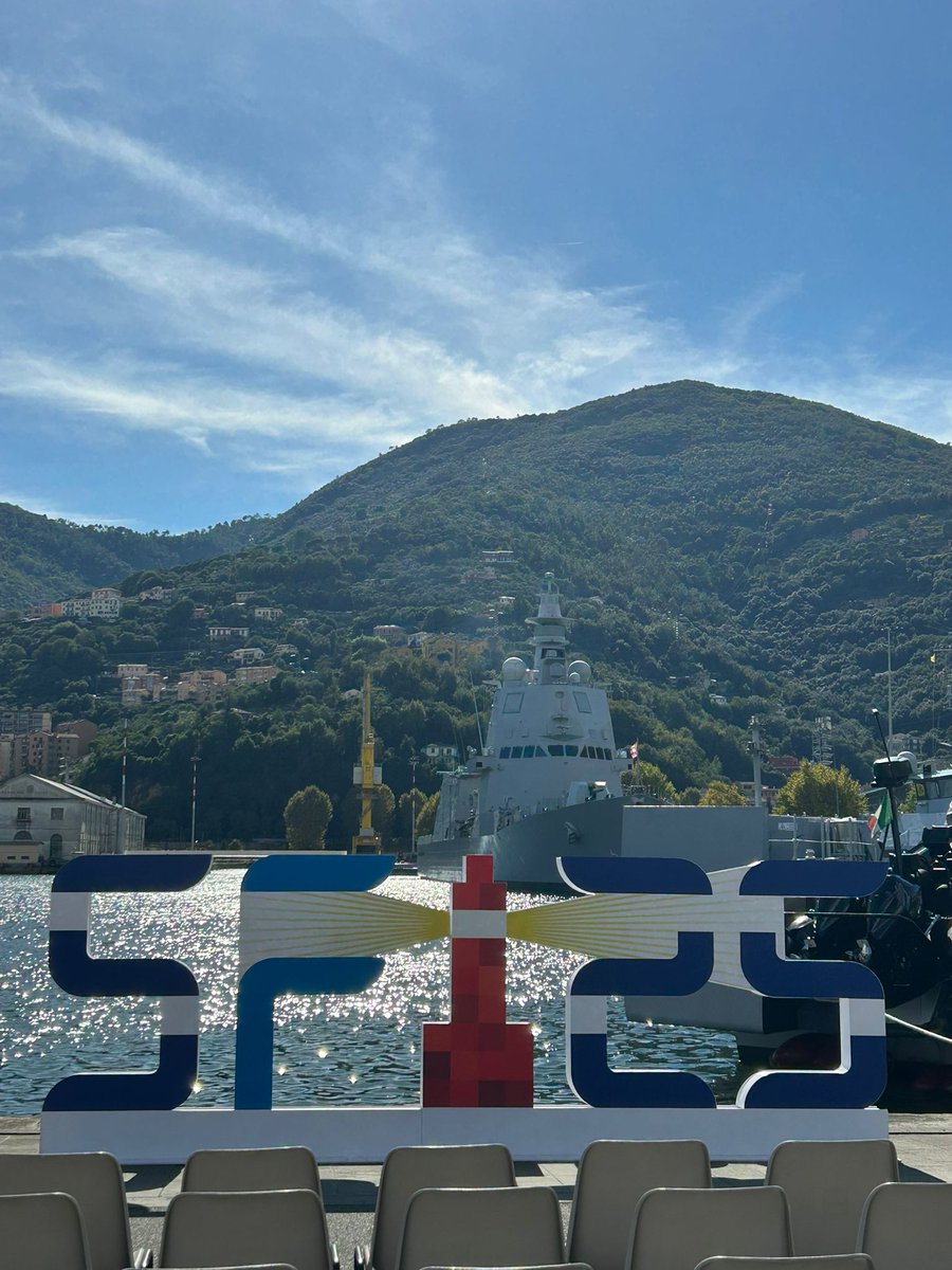 Il LAC partecipa, con 16 imprese, a <a href="/Seafuture2025/">Seafuture</a>, una fiera internazionale che dal 2009 rappresenta un ambiente chiave per la promozione e l’esposizione di innovazioni, sistemi e tecnologie in ambito marittimo. Grazie alle <a href="/vacamcom/">Camera di Commercio</a> per il sostegno all'iniziativa #9CTL