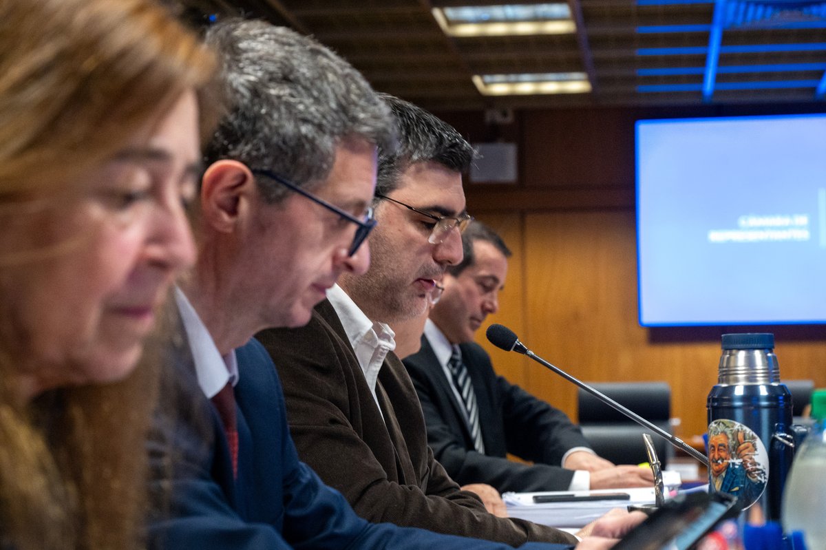 Diputados UY tweet media