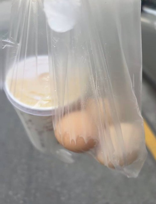 norokoshi1983's tweet photo. 早起的虫儿有鸟....，呸，重新来，早起的鸟儿有虫吃 https://t.co/lus5jEwmNw