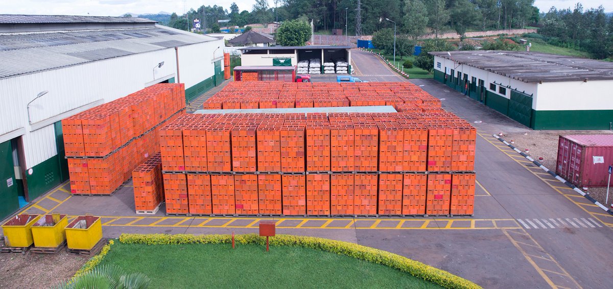 boneshafm.bi/?p=16574 La population de la commune Rwibaga à Bujumbura, se plaint d'une pénurie prolongée des produits Brarudi dans leur localité, ce qui favorise la consommation excessive de boissons prohibées. #Burundi <a href="/BurundiGov/">Bureau du Premier Ministre</a> <a href="/MininterInfosBi/">MininterInfosBi</a>