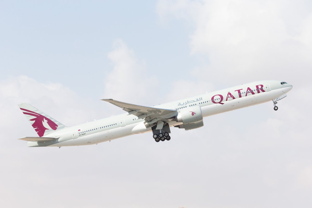 DjsAviation's tweet photo. If you could only fly one airline for the rest of your life, which would it be and why? https://t.co/24qb4qRDva