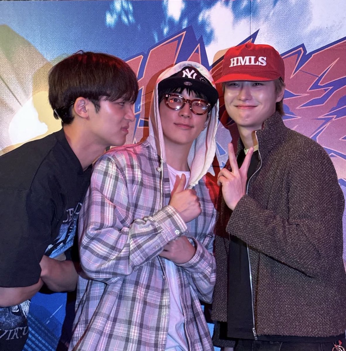 ᴍᴇᴍᴜ tweet media