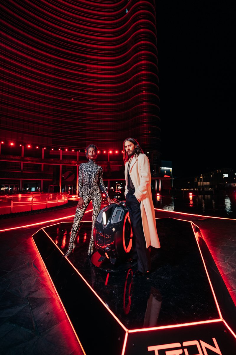 DisneyStudios's tweet image. Tron: Ares lights up Milan.

Jared Leto, Jodie Turner-Smith, and Joachim Rønning visit Milan, Italy for an electrifying night. Get tickets now and see the film only in theaters and IMAX October 10.