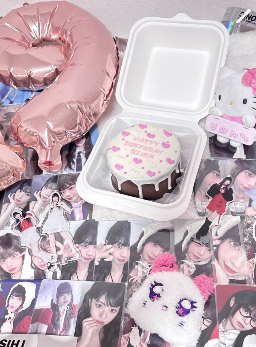 uu________s77's tweet photo. 璃杏お誕生日おめでとう🩷🩷

これからもずっと大好き꒰ᐡ⸝ɞ̴̶̷ ·̮ ɞ̴̶̷⸝ᐡ꒱
19歳もよろしくね🐈‍⬛

 #璃杏と見たい夢のまたその先へ
 #HAPPYRINONDAY2025 https://t.co/Ai33B7uLR9