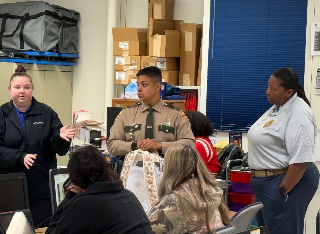 THPJackson (@thpjackson) on Twitter photo Capt. Jones and SIA Jones from <a href="/CityofJacksonTN/">City of Jackson, TN</a>, along with Trp. Rivers from <a href="/THPJackson/">THPJackson</a> were invited to talk to students at <a href="/fayettewarehigh/">Fayette-Ware High</a> this past week. Many topics were covered including traffic safety, law enforcement recruitment, Among several other topics! #GoWildcats Capt. Jones and SIA Jones from <a href="/CityofJacksonTN/">City of Jackson, TN</a>, along with Trp. Rivers from <a href="/THPJackson/">THPJackson</a> were invited to talk to students at <a href="/fayettewarehigh/">Fayette-Ware High</a> this past week. Many topics were covered including traffic safety, law enforcement recruitment, Among several other topics! #GoWildcats