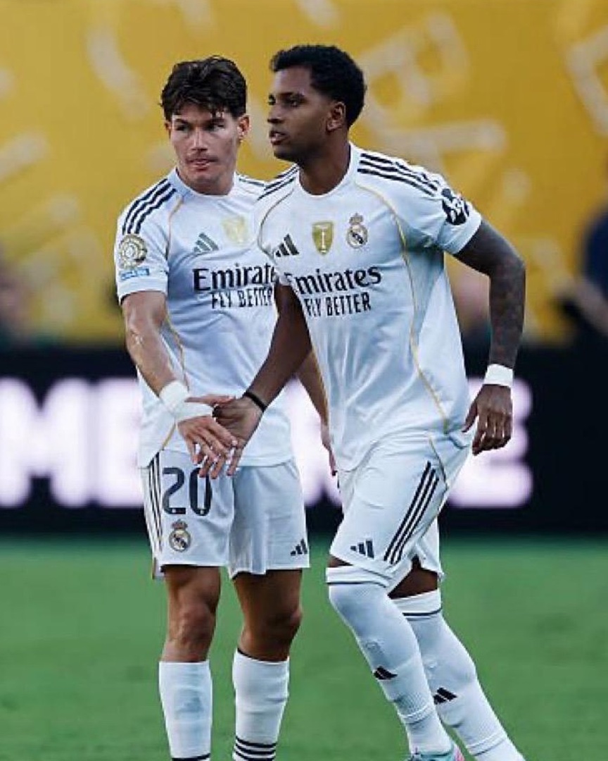 MadridUniversal's tweet photo. 🚨 Camavinga, Rodrygo, Ceballos, Fran Garcia and Brahim Diaz can all start tomorrow. Xabi is thinking about rotations.
— @COPE https://t.co/WtzNZ1uyno