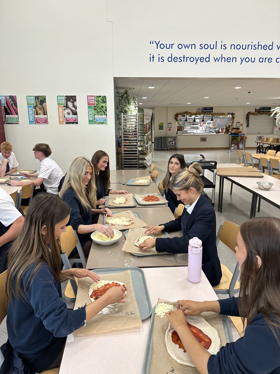 Biology at King's tweet media