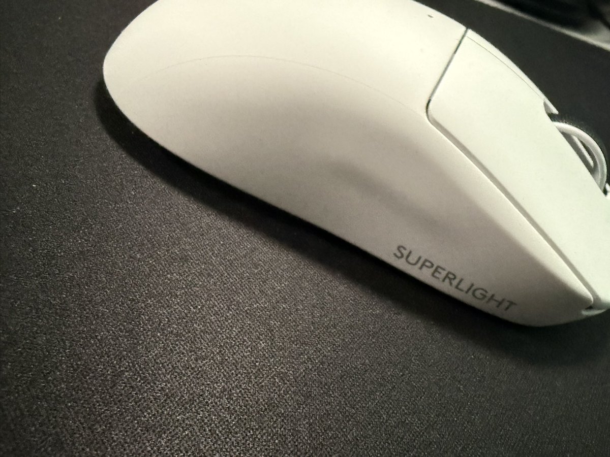 reaperreapzz's tweet photo. The Logitech G Day Plays sale is ending tonight! You still have time to grab items before it ends! Again, a huge thank you to @LogitechGUK for sending me the Superlight 2 mouse and G640 mousepad!
Grab you very own using this link: https://t.co/qqyv6yjg1O
#g640 #proxsuperlight2 #logitechgplaydays #ad #gifted