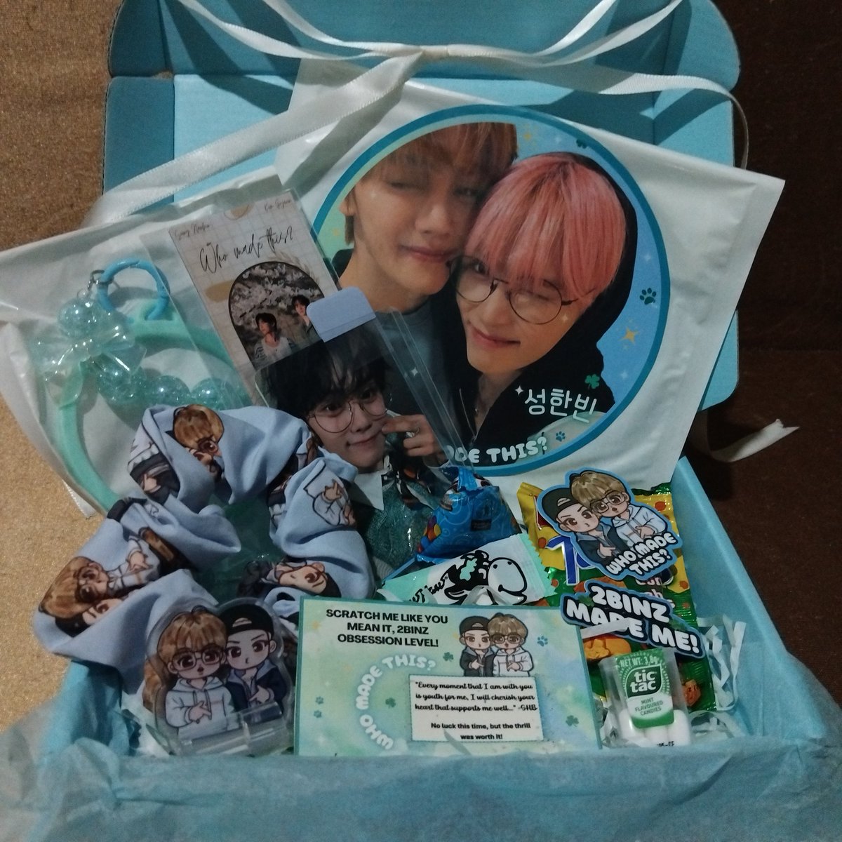 seungsnail's tweet image. who made this? @2binzPh made this!

finally got to unbox this happy mail after a busy week TT thank you so much 2binz admin for the wonderful kit! i looove all the inclusion at hindi ako makapili ng fave ko (the holder will def come w/ me to work🥰🫶)

#WhoMadeThis #2BinzMadeMe