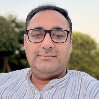 kamalyadav77's tweet photo. #NewProfilePic https://t.co/lsFYlByq6q