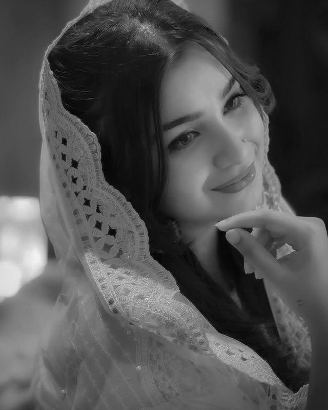 पहले ही परिज़ाद की आवाज़ थी मीठी 
बला_ए _सितम सिगा अबलाग भी उर्दू...

*सिगा अबलाग __माहिर भाषा/perfect language 

<a href="/AdilAkh14018608/">Adil Akhtar</a> <a href="/Jameelsayyed/">Jameel Sayyed</a> <a href="/_shadabb/">SHADAB HUSAIN ANSARI</a> <a href="/kssirone/">sirOne.</a> <a href="/AnilkumarJ70665/">Anilkumar Jasani</a> <a href="/Billion478/">poonam  verma</a> <a href="/DrNaveedAhamed1/">Dr.Naveed Ahamed 2.0</a> <a href="/NaaMalum/">ना-मालूम</a> <a href="/raza_0184/">t̑̈ȃ̈ȗ̈f̑̈ȋ̈q̑̈ȓ̈ȃ̈z̑̈ȃ̈</a> <a href="/SyedAsg40342647/">Syed Asgar</a> <a href="/AnjumGolvi/">❣Anjum❣</a> <a href="/iamrazaqais/">Qais Raza 🕊️</a>