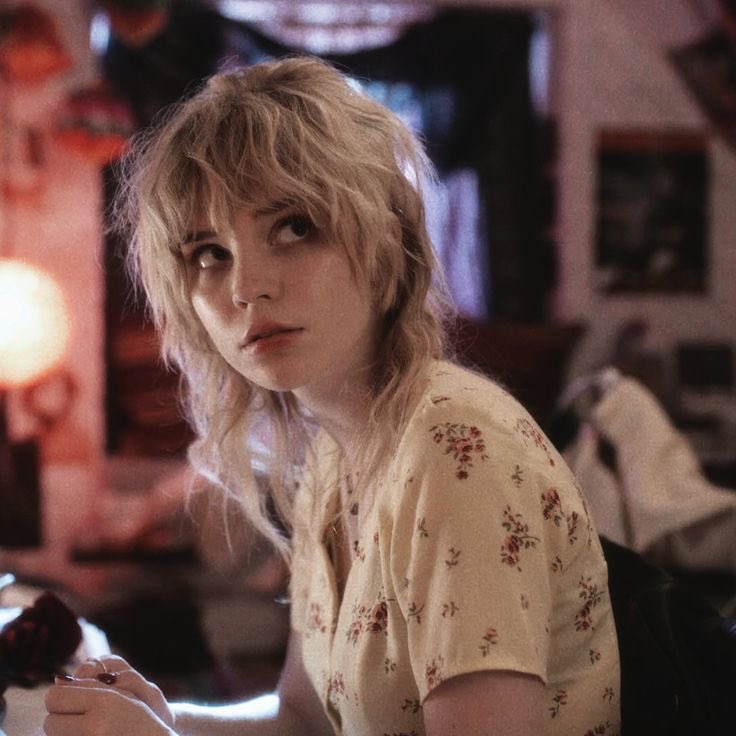 sophie thatcher files (@soapyfiles) on Twitter photo 