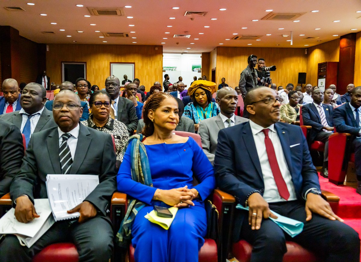 MINCOM_CI's tweet image. La 2ᵉ édition des JDAIP s’est ouverte à Abidjan. La Côte d’Ivoire réaffirme son engagement pour la transparence et l’accès à l’information, seule nation francophone de la sous-région dotée d’un cadre solide. Une fierté nationale et un exemple pour l’Afrique.