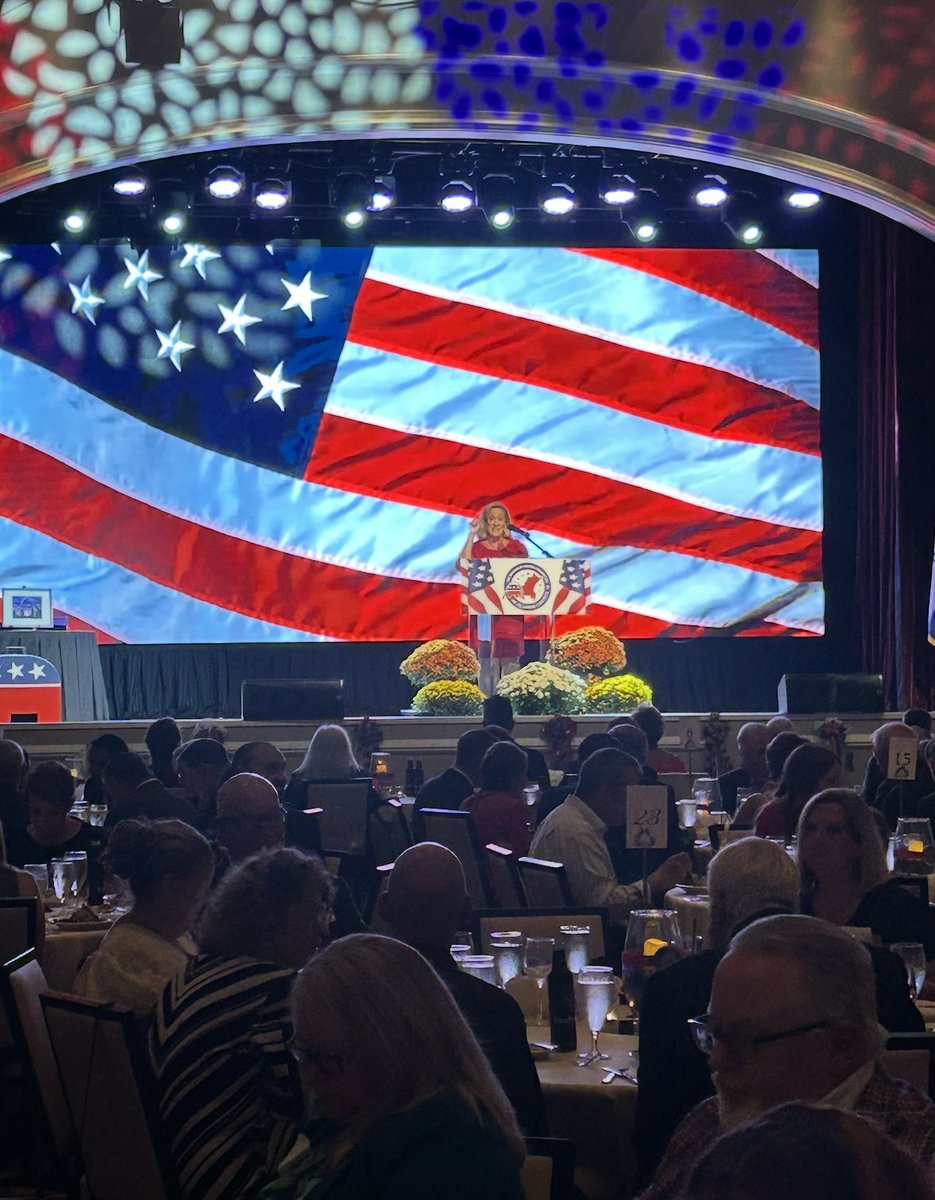 It was great speaking to a sold out crowd of St. Louis County Republicans who are ready to defend our Republican Congress in DC and our Republican super majority in Jefferson City.