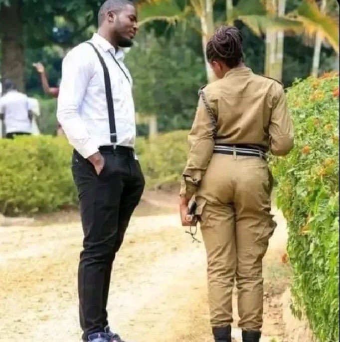 WIRELESS GUY_😬 tweet media