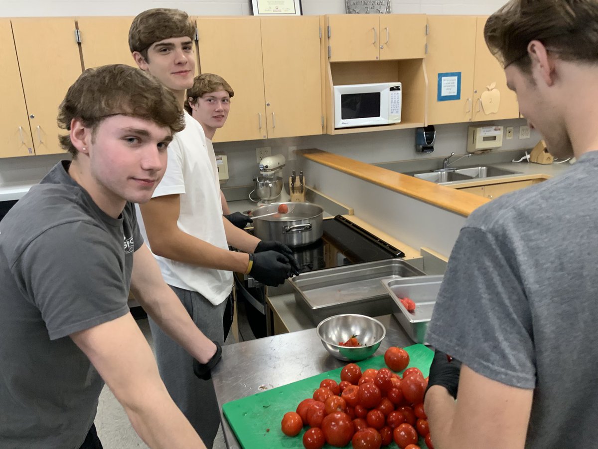 Come on out and have some lunch tomorrow! Pork Bowls from 11am-12:30pm for just $9! We will be serving in our usual spot in the plaza in front of the high school. See you there!
