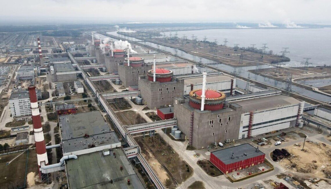 Maks_NAFO_FELLA's tweet image. ☢️ Zaporizhzhia NPP has been operating on generators for six days now, and it is unknown how much diesel fuel will be enough. If Russia does not create conditions for restoring the connection of ZNPP with the Ukrainian power system, an emergency situation is quite likely, — head