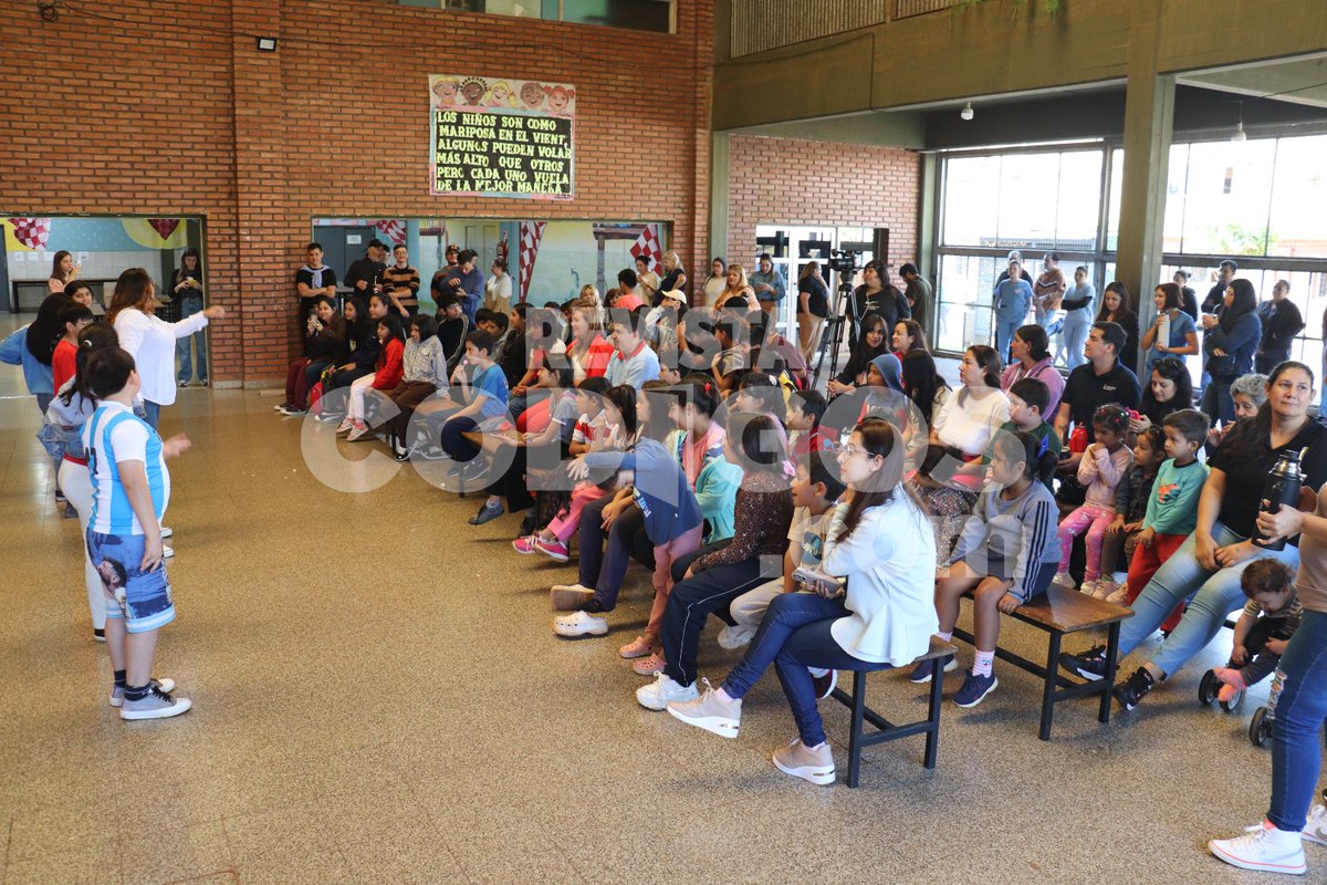 El #HogardeDía de #Posadas celebró sus 16 años brindando contención a #niños, #niñas y #adolescentes
revistacodigos.com/aniversario-ho…